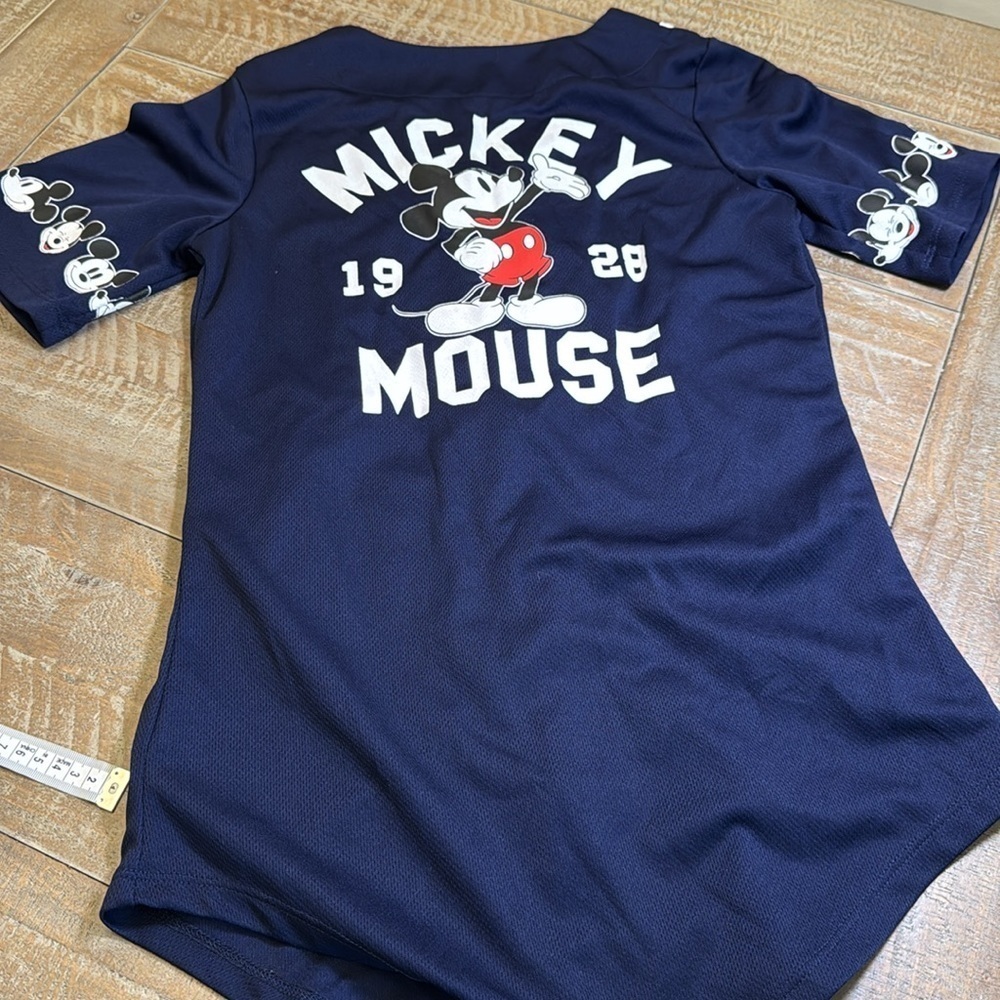 Women’s Mickey baseball jersey size rubbed off - Picture 6 of 7